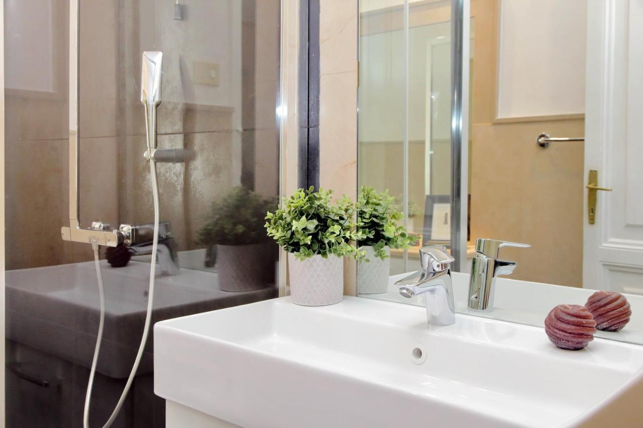 4Bnb - Tiberina Spacious Apartment Roma Eksteriør bilde